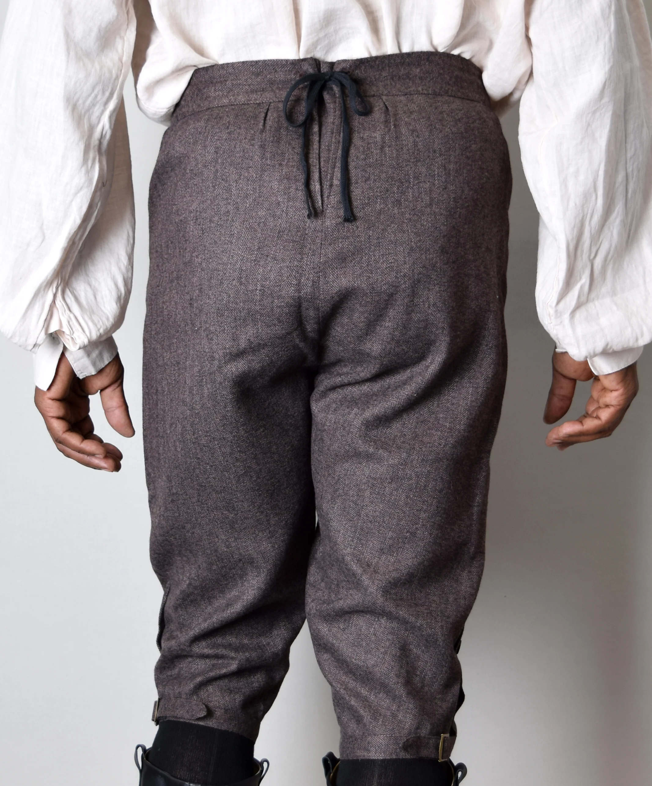 C18th Informal Breeches (TR211) - Image 3