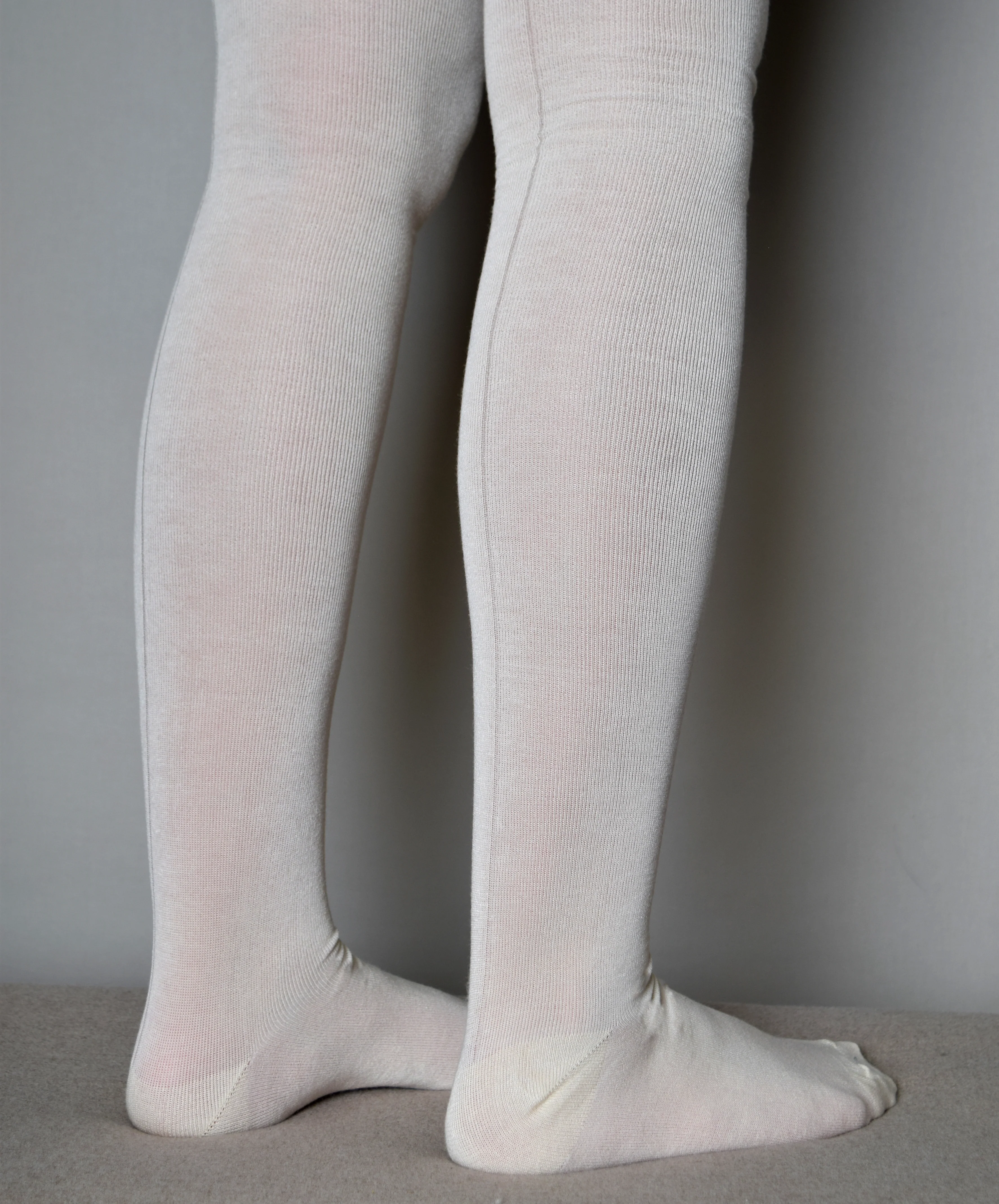 Darcy Clothing Mens Plain Silk Stockings (SO152-M) - Image 4