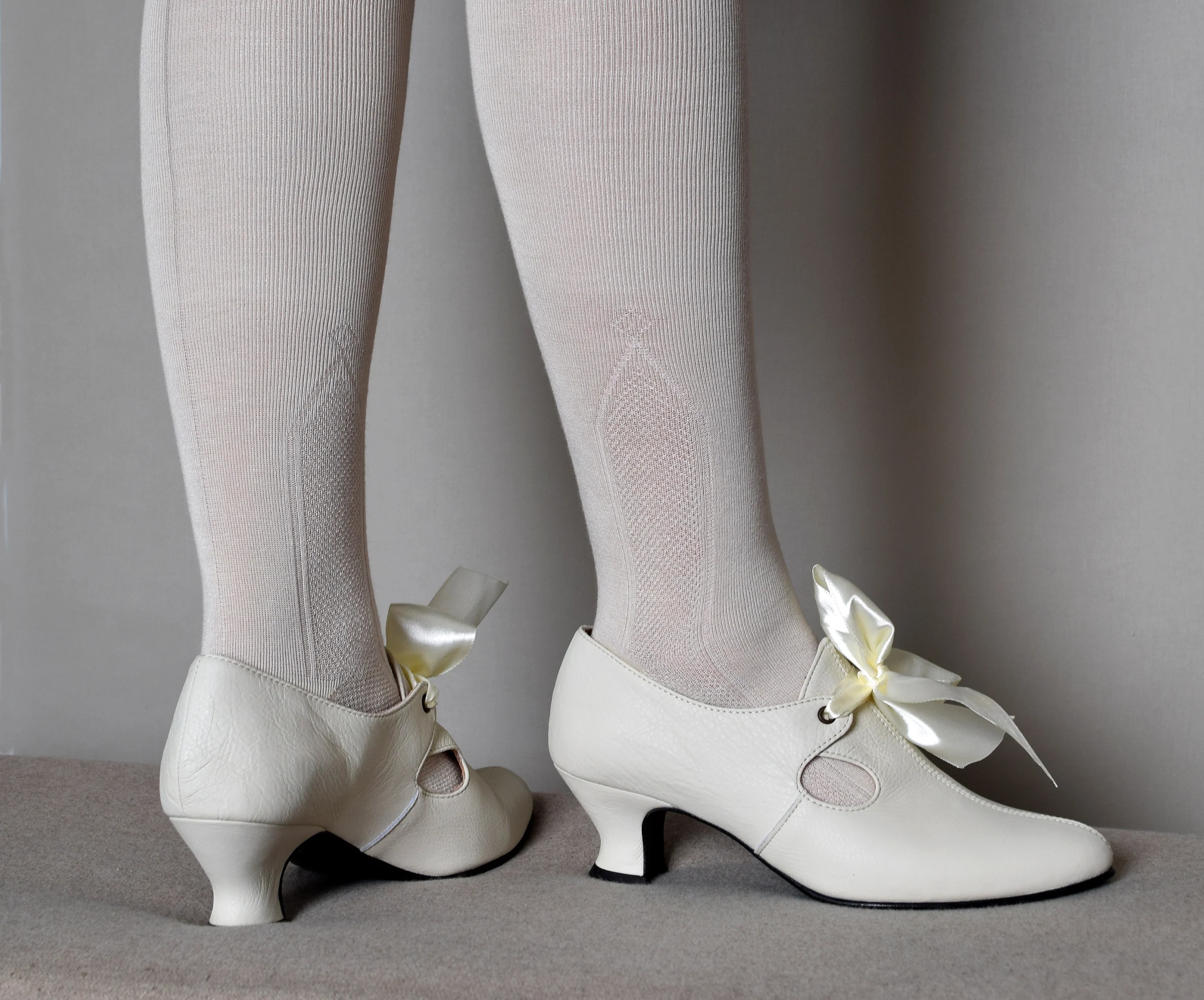 Darcy Clothing Mens Clocked Silk Stockings (SO153-M) - Image 3