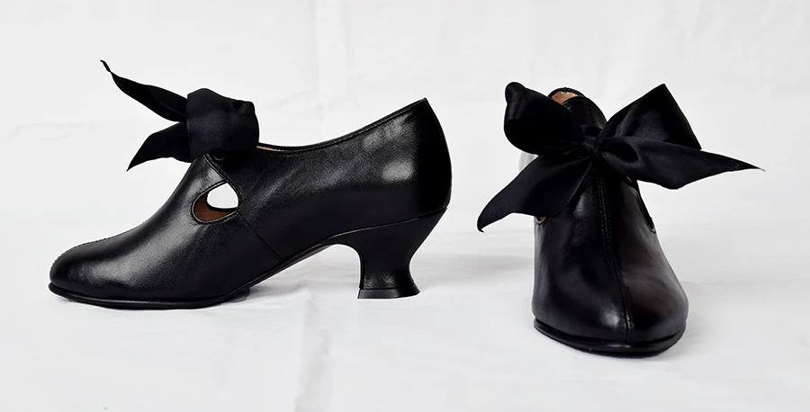 Eighteenth Century Ladies Tongue and Tie Leather Shoes Black (SP1800) - Image 11