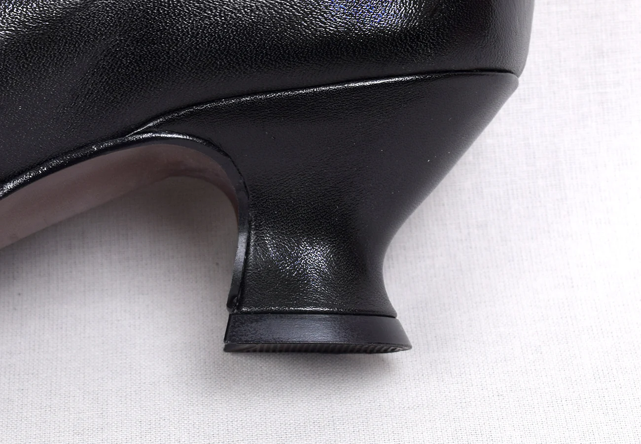 Eighteenth Century Ladies Tongue and Tie Leather Shoes Black (SP1800) - Image 7