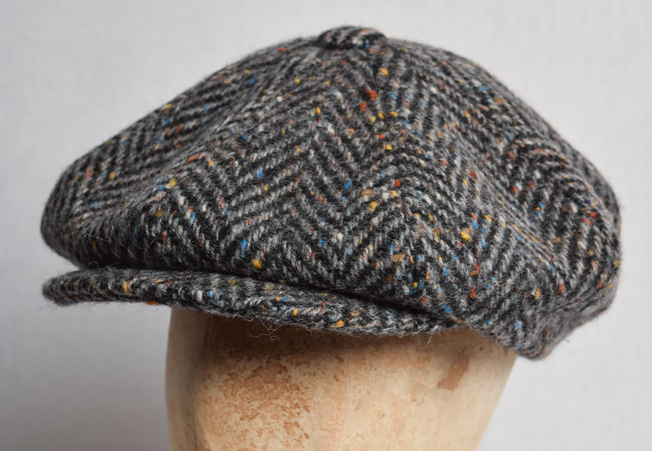 Large Eight Piece Cap (HA138) - Image 3