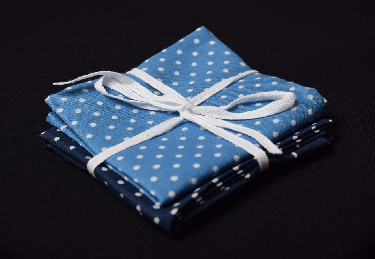 Pair of Polka Dot or Plain Handkerchiefs (HA120) - Image 5