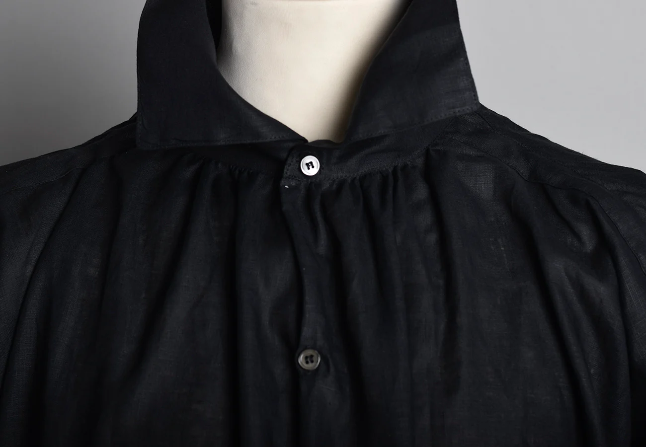 Square Cut Black Linen C18th Period Shirt (SH119) - Image 6
