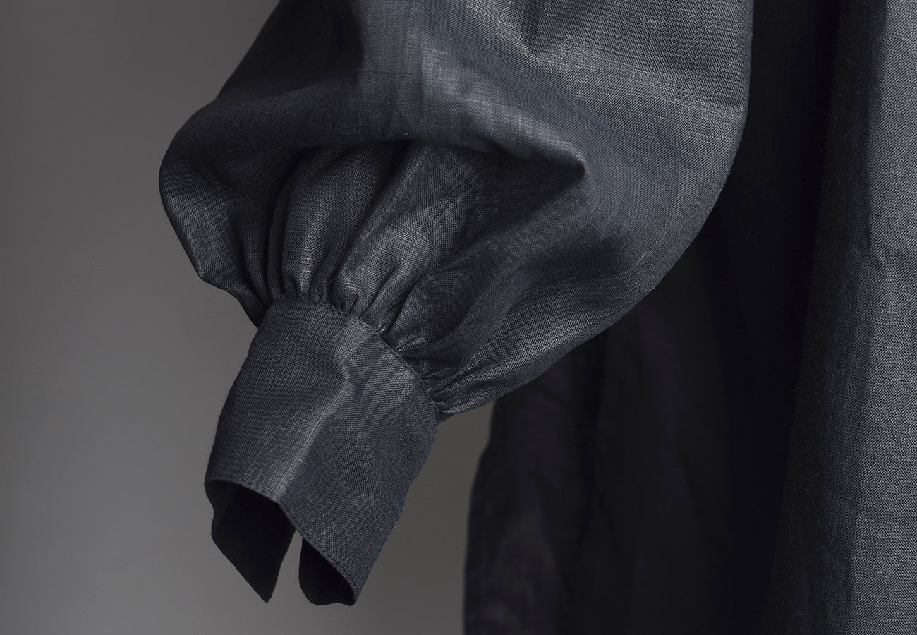 Square Cut Black Linen C18th Period Shirt (SH119) - Image 7