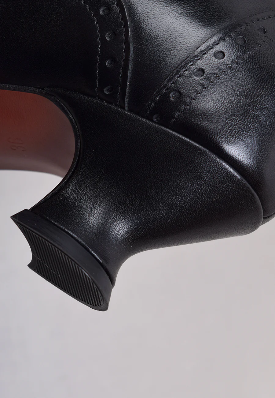 Victorian Lace Up Leather Boots (SP1910) - Image 7