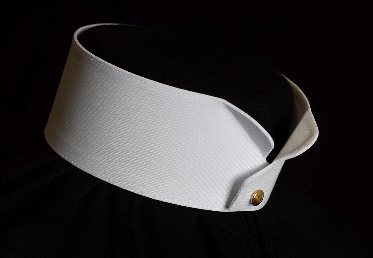 Washable Butterfly Wing Collar (CO134W) - Image 2